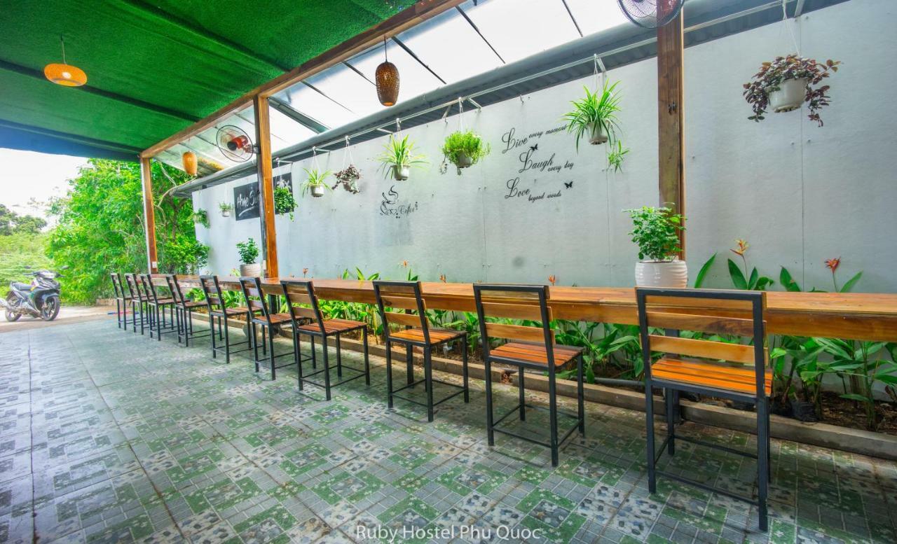 Ruby Phu Quoc Hostel Exteriér fotografie