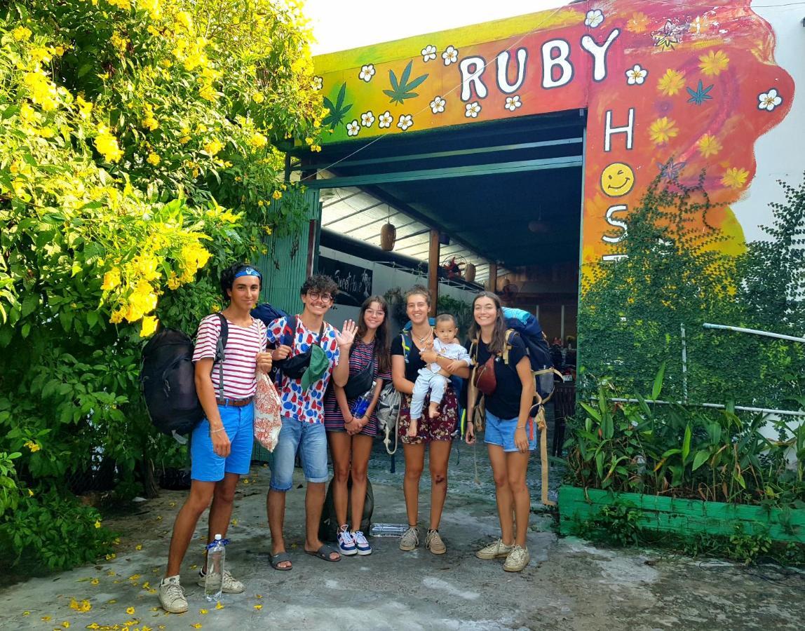 Ruby Phu Quoc Hostel Exteriér fotografie